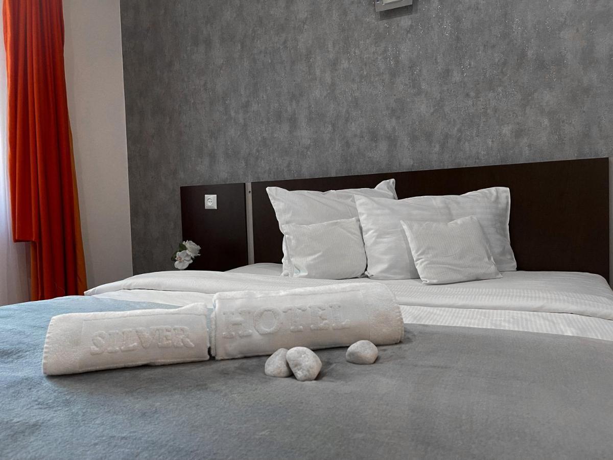Silver Hotel Oradea Exterior photo