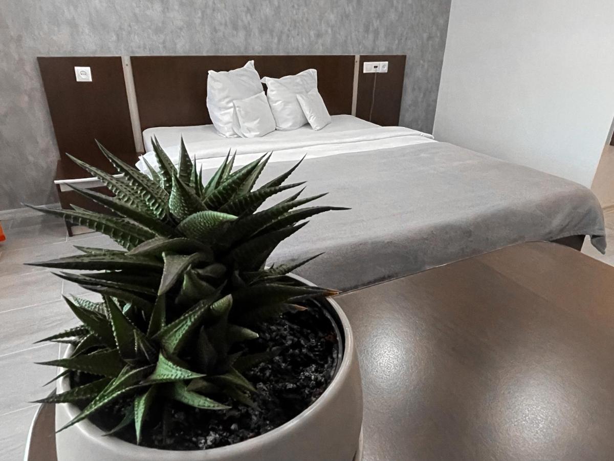 Silver Hotel Oradea Exterior photo
