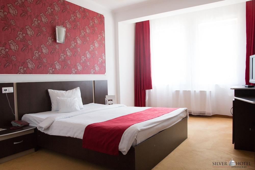 Silver Hotel Oradea Exterior photo
