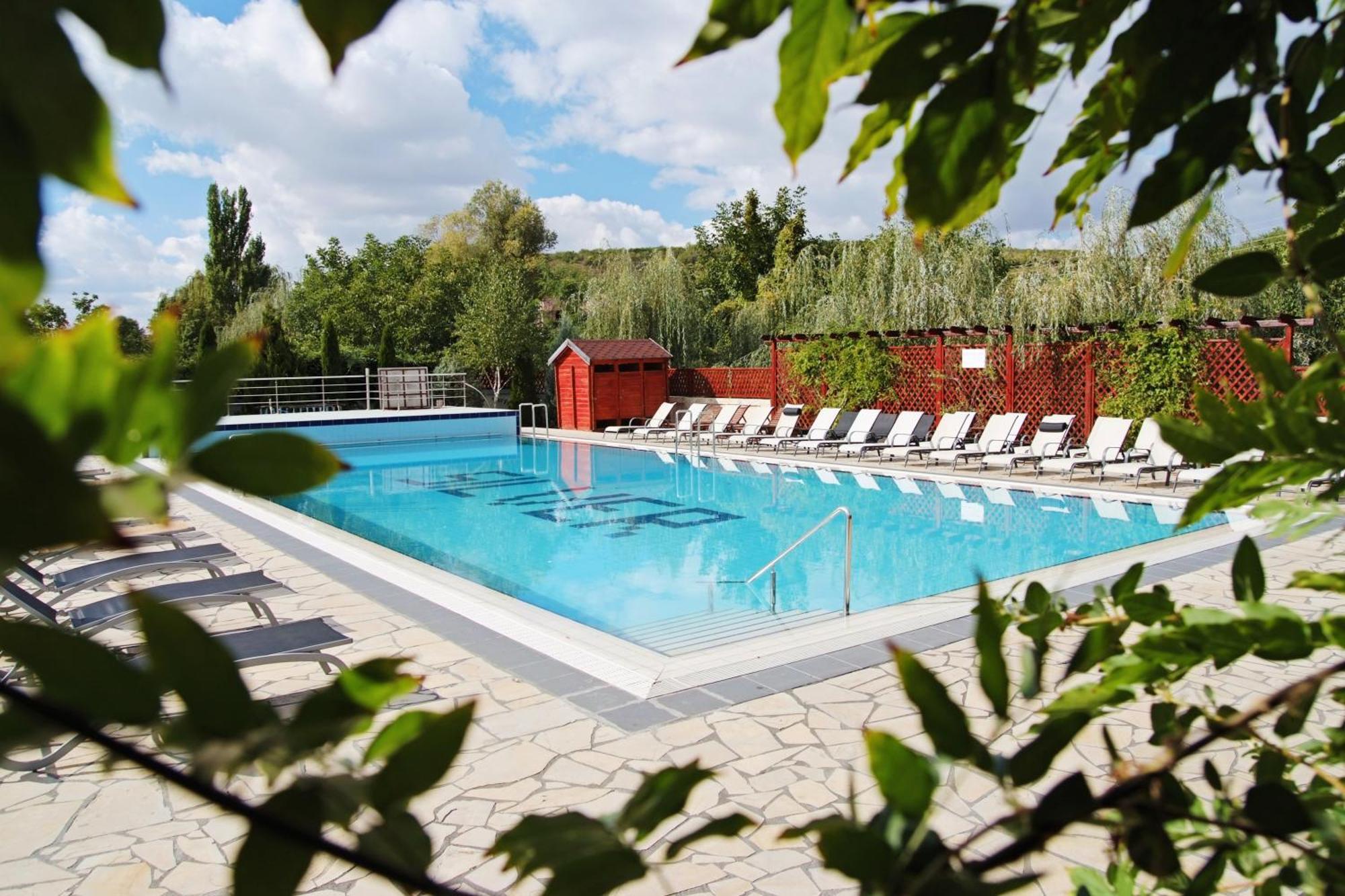 Silver Hotel Oradea Exterior photo
