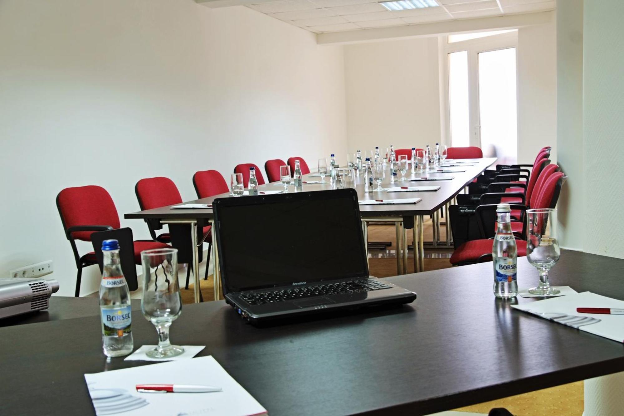 Silver Hotel Oradea Exterior photo