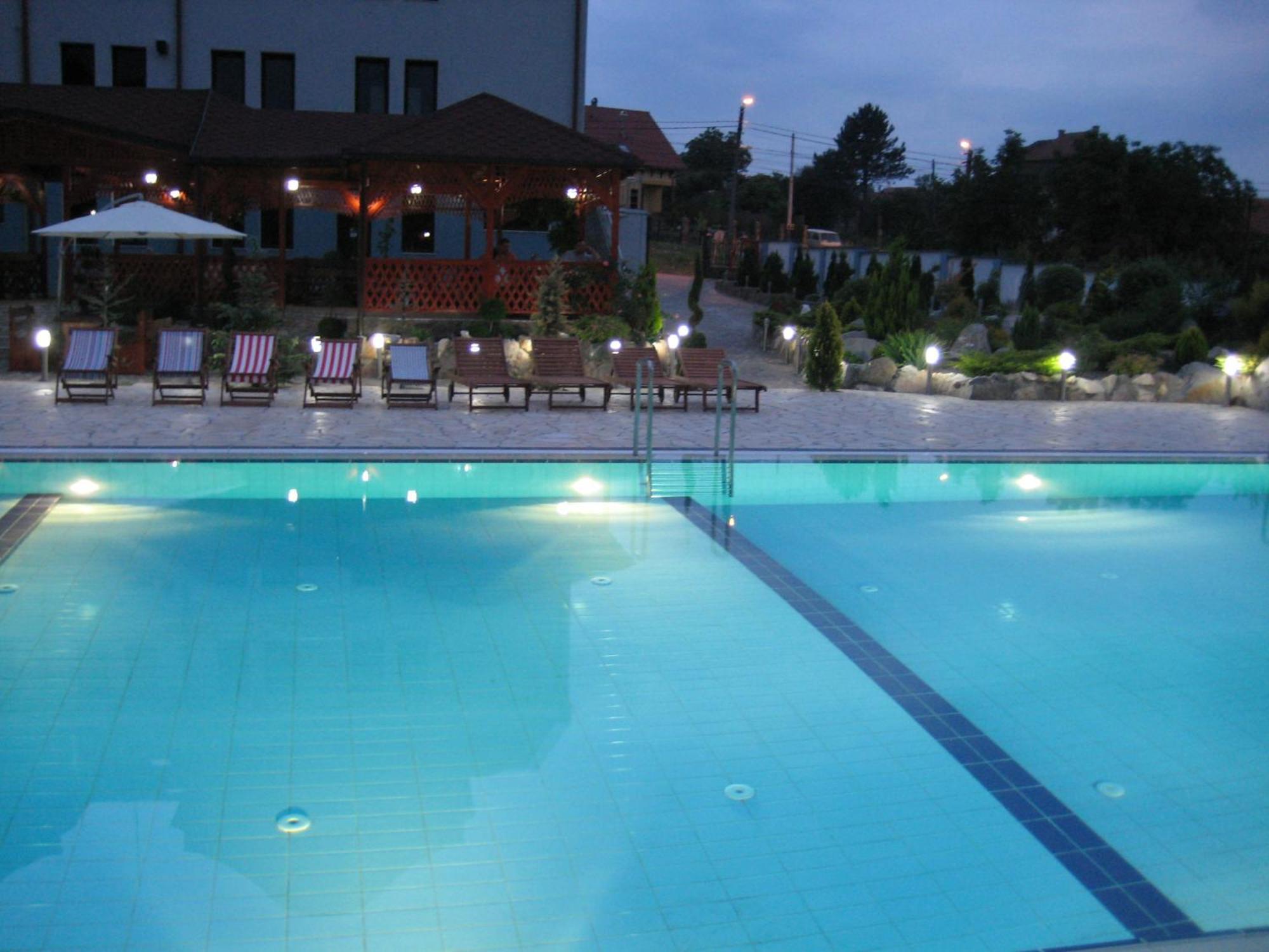 Silver Hotel Oradea Exterior photo
